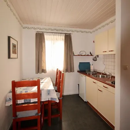 Apartment 2904a *